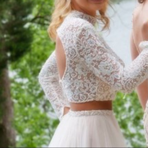 Prom Dress - Picture 4 of 5